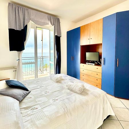 Ferienwohnung Hostdomus - Pietra Blu Pietra Ligure Exterior foto